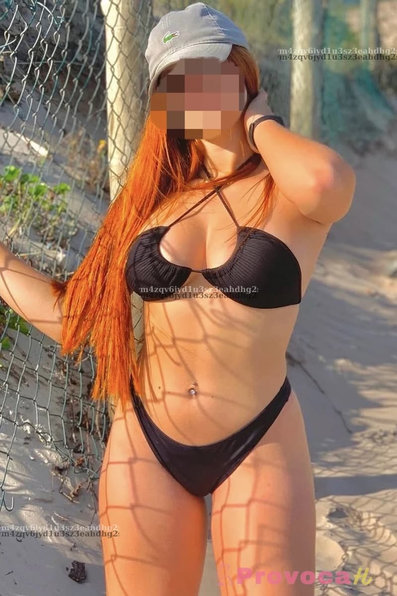 Foto de capa da modelo Kelly