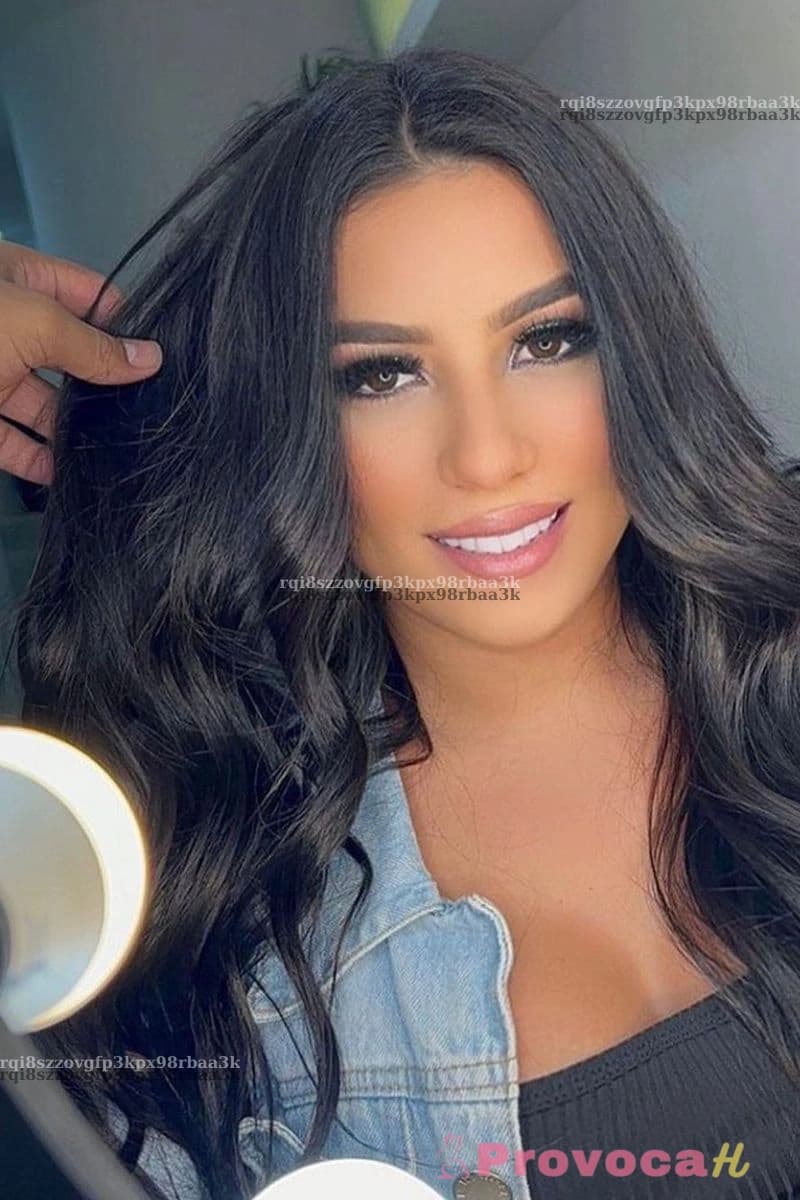 Foto de capa da modelo Marisa Carvalho