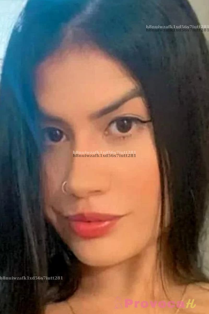 Foto de capa da modelo Barbara Lari