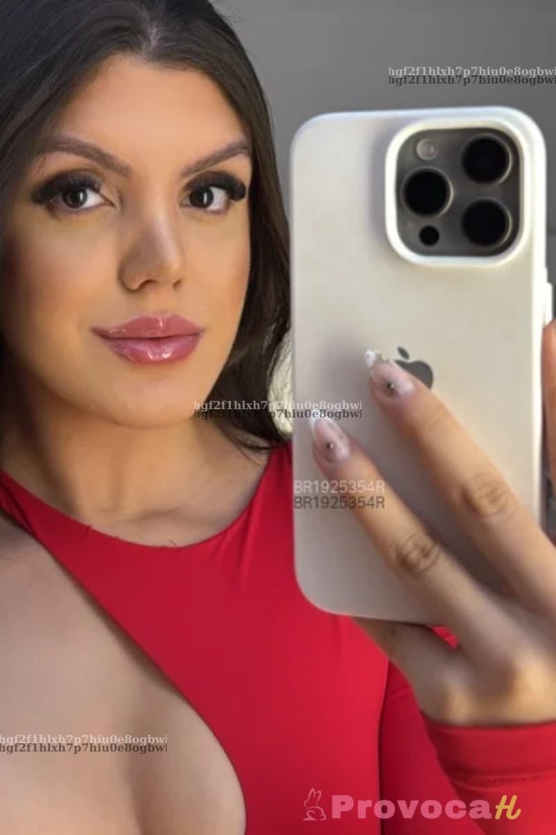 Foto de capa da modelo Mafe