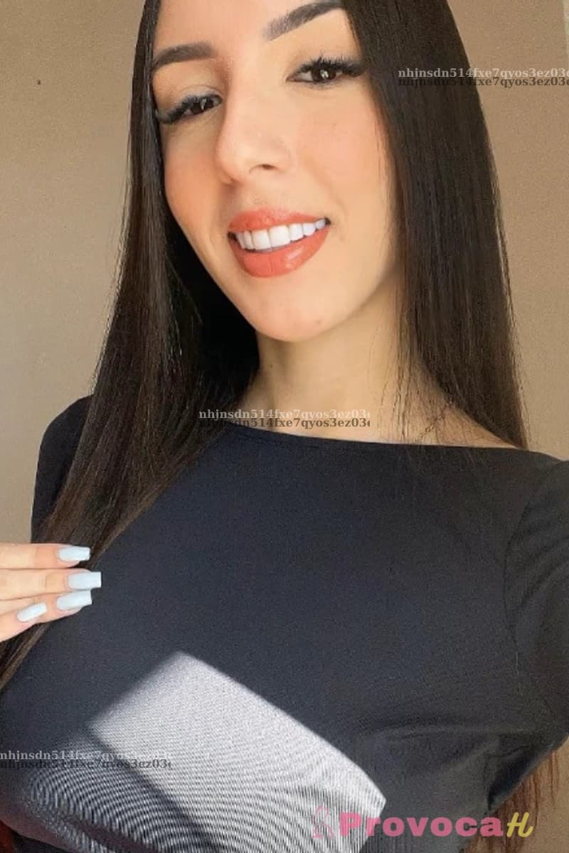 Foto de capa da beldade sensual Valentina Dutra