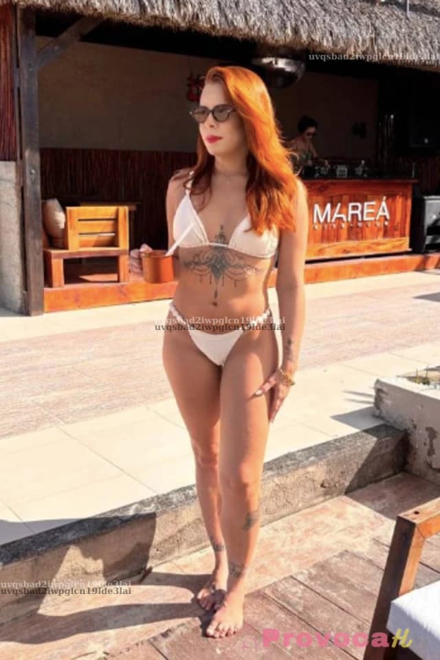 dona de um corpo todo natural e bem cuidado